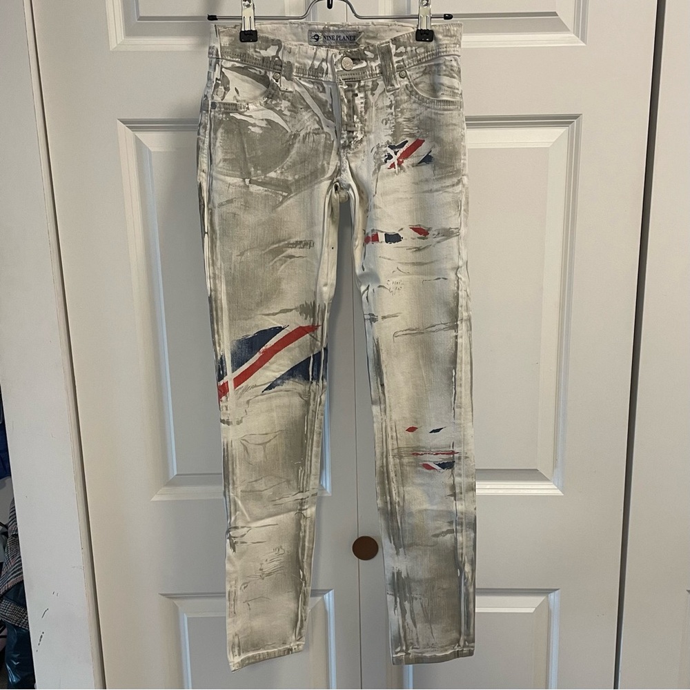 Nine Planet Union Jack Jeans